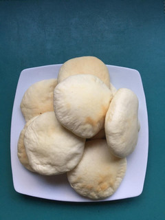 Una foto de Pan Pita lleno de secretitos (ssshhhhhhh 🙊)