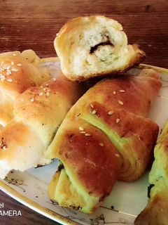 صورة لوصفة كرواسوان بالنوتيلا 🥐🥐🍫🍫☕
