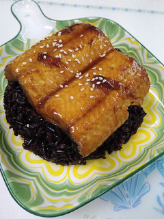 蒲燒鰻魚飯 的食譜成品照片