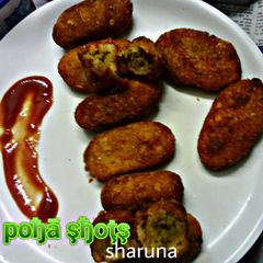 A picture of Crispy poha shots.