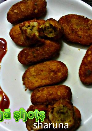 A picture of Crispy poha shots.