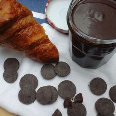 A picture of Hazelnut chocolate spread.