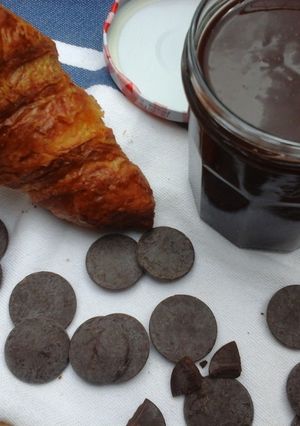 A picture of Hazelnut chocolate spread.