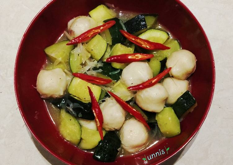 Resep: Tumis Zucchini Untuk Pemula ! - Resep Masakan