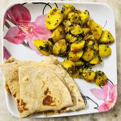 A picture of Aloo Methi Sabji.