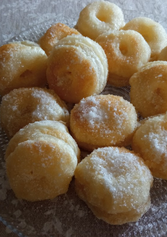 Una foto de Rosquillas de hojaldre súper fáciles