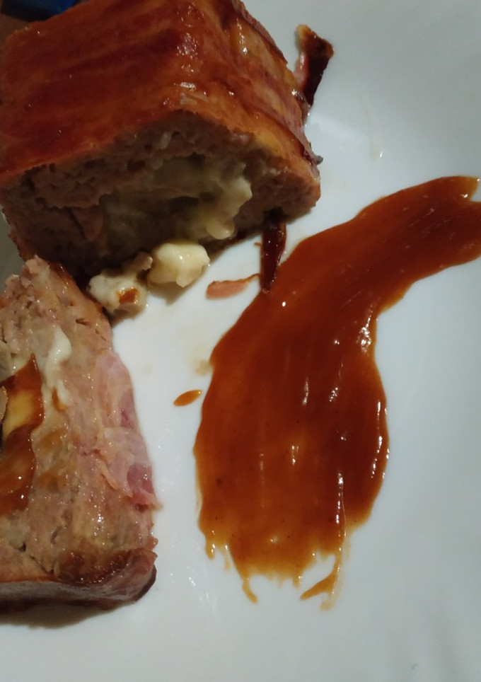Una foto de Pastel de carne con queso y setas