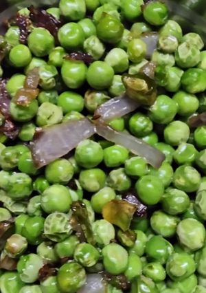 झटपट फ्रेश हरी मटर घुघनी रेसिपी मुख्य फोटो