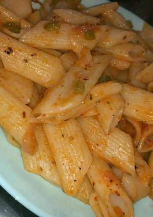 A picture of Red sauce pasta.