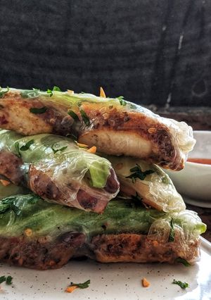 A picture of Mexican Rice Rolls.