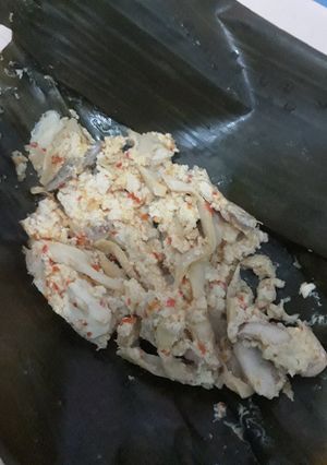 Foto resep Pepes Jamur tahu ayam suwir pedas manis 😂😊