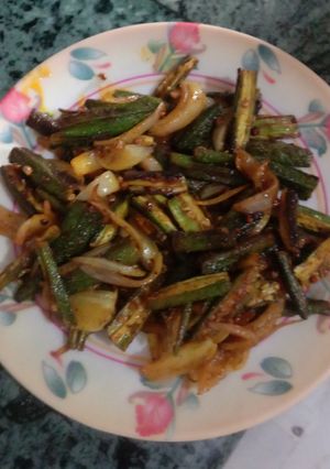 A picture of Bhindi do pyaja.