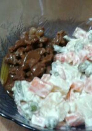 Una foto de Ensalada Rusa (Estilo Chapin) acompañamiento