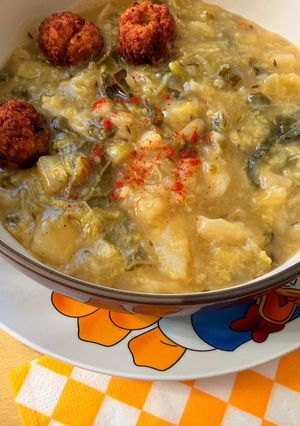 Kelkáposztafőzelék fasírttal (gluténmentes) recept fotója