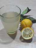 Agua con limón y linaza
