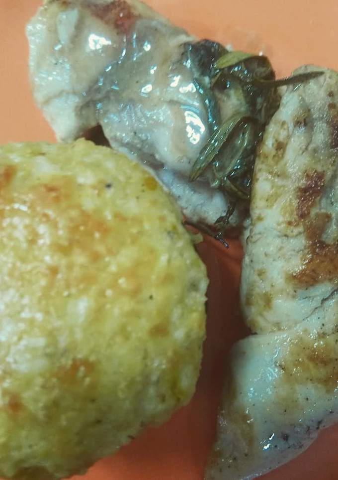 Una foto de Zapallito relleno de quinoa y cous cous