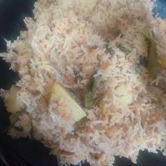 A picture of Beef pulao.