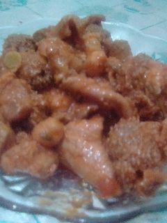 صورة لوصفة دوارة بلا صوص حمراء ناشفة 😘