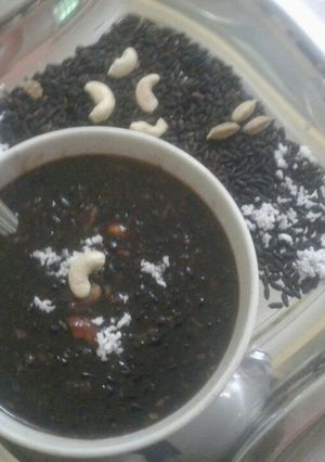 கருப்பு கவுனி அரிசி இனிப்பு செய்முறை முக்கிய புகைப்படம்