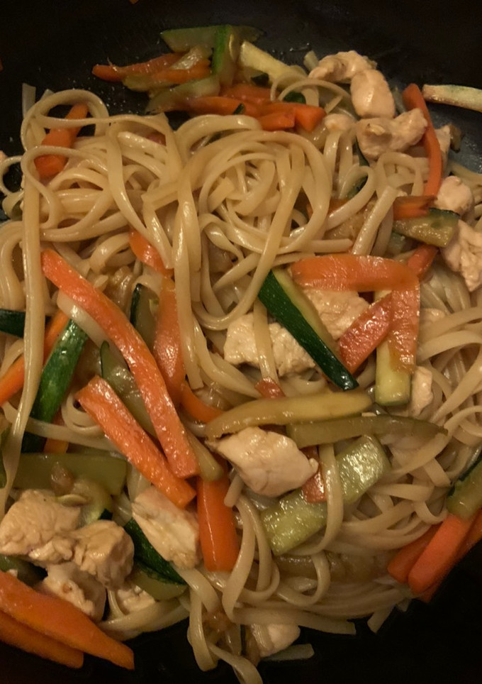 Una foto de Fideos orientales