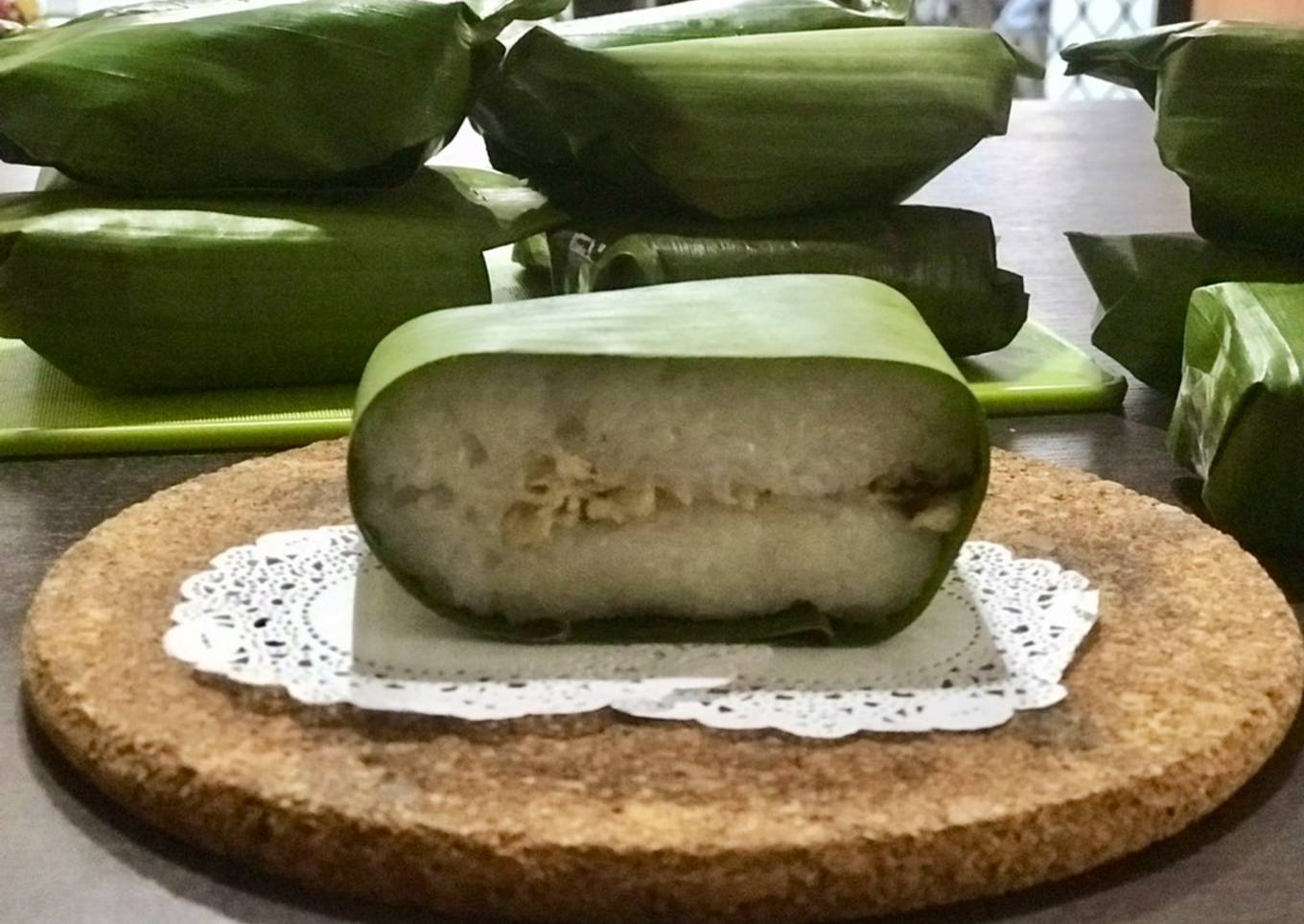 Lemper Isi Ayam Kencur: Onigiri Indonesia Banget