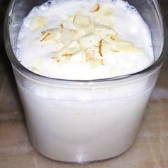 A picture of Dry fruit shake.