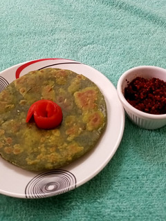 પાલક પરાઠા (Palak paratha recipe in Gujarati) રેસીપી મુખ્ય ફોટો