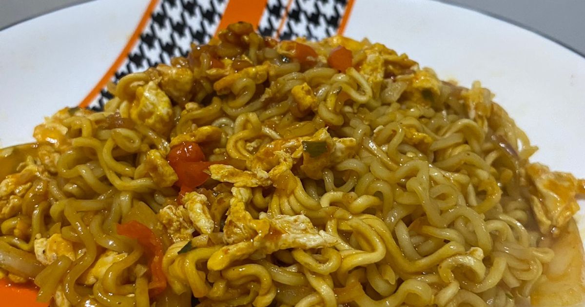Mie Nyemek Indomie Ayam Geprek Ala Warkop
