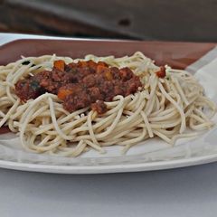A picture of Spaghetti bolognese.