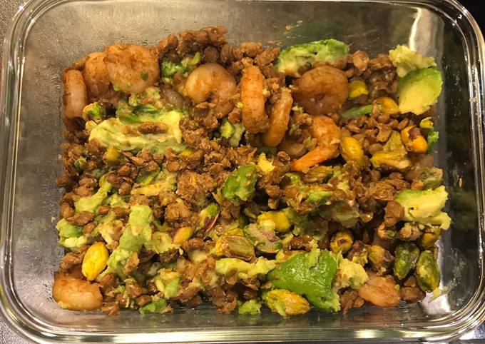 Step-by-Step Guide to Prepare Thomas Keller King prawns on lentils and pistachios with avocado