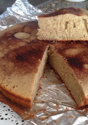 Una foto de Torta media tarde de canela y banana
