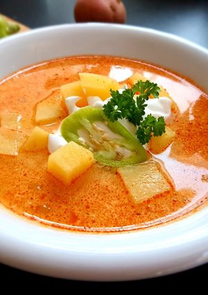Tejfölös burgonyaleves recept fotója