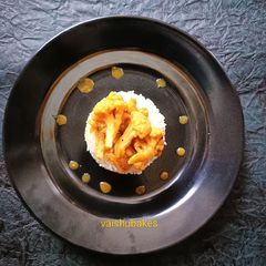 Kobichi Rassa Bhaji (Maharashtrian cauliflower curry) A picture of Kobichi Rassa Bhaji (Maharashtrian cauliflower curry).