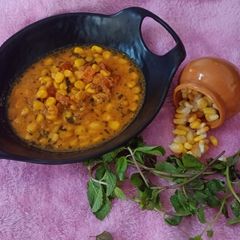 A picture of Corn malai masala curry.