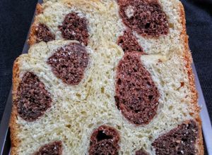 Foto resep Roti Tawar Jerapah_a.k.a Macan Tutul a.k.a Burik (tanpa Telur Ayam apalagi Telor Bebek)