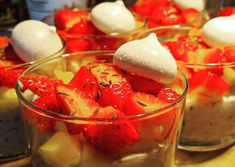 Top 10 Meilleures Recettes de Crème mascarpone à la myrtille, fraises et mangues fraîches
