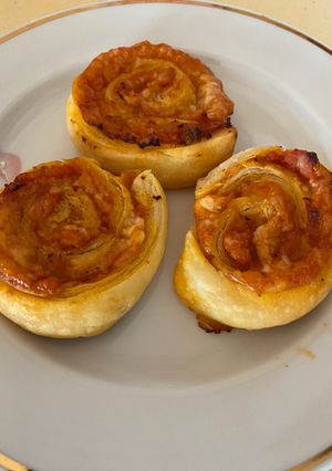 Gyors pizzás csiga recept fotója