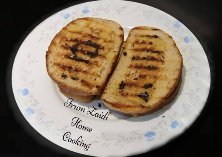 Steps to Prepare Perfect 🍅🍃🍞Grilled Tomato Cheese Sandwich🍞🍃🍅