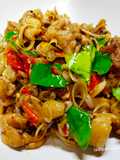 Chicken Stir-Fry with Lemongrass