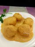 Albóndigas en salsa de almendras