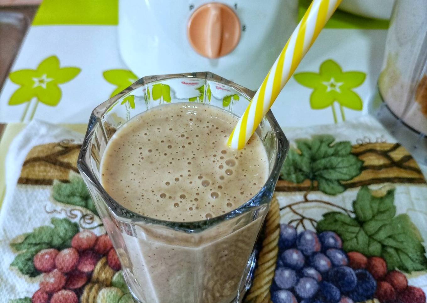 Banana peanut butter smoothie