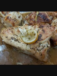Una foto de Pollo al horno🍗🍗
