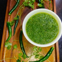 A picture of Garlic And Mint Chutney 😋.
