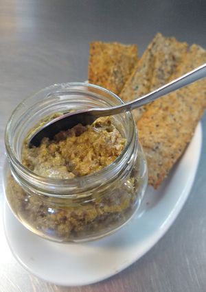 Una foto de Tapenade de aceitunas verdes