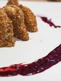 “Crispy” de pollo con Chutney de frutos rojos- Receta de Martin Berasategui