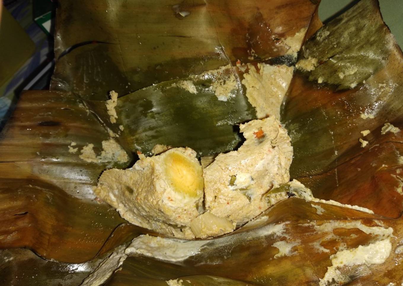 Botok Tahu Telor Asin