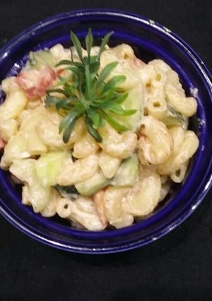 A picture of Marconi salad.