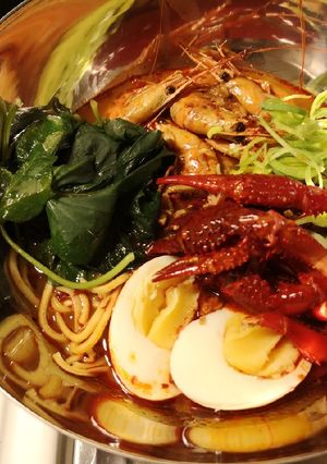 A picture of Spicy shrimp broth Ramen.