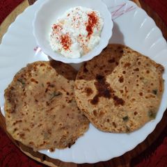 A picture of Aloo Paratha..
