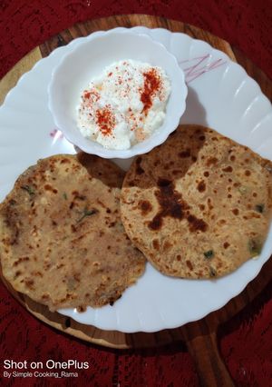 A picture of Aloo Paratha..